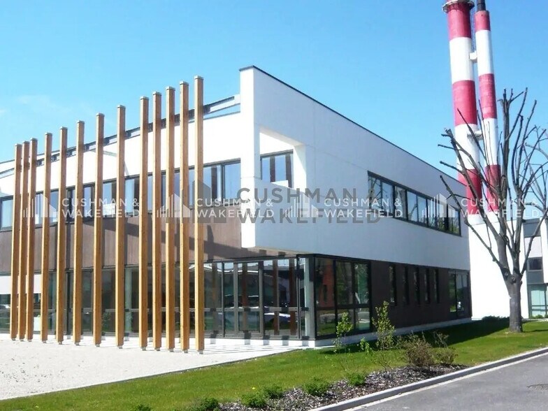 Office in Strasbourg for lease - Building Photo - Image 1 of 10