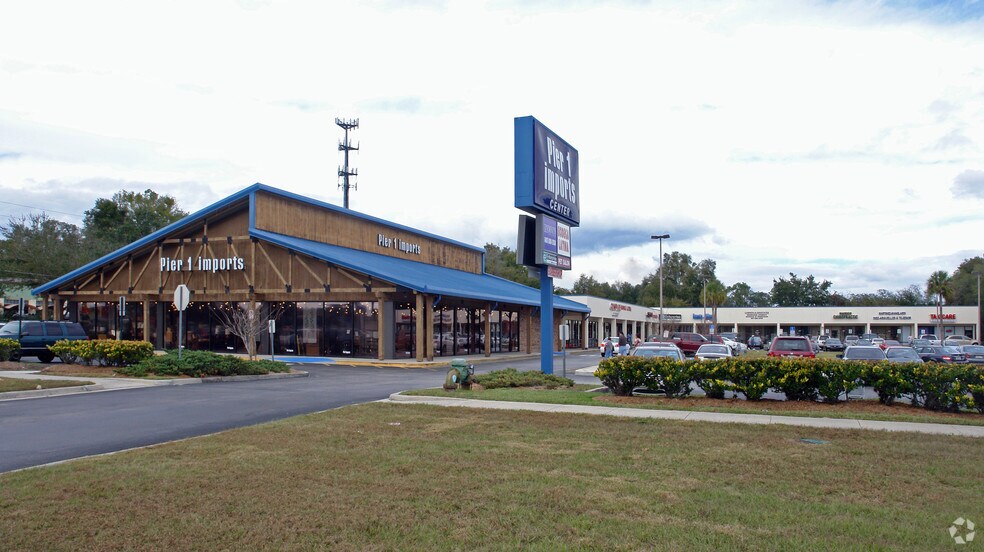 2437 E Semoran Blvd, Apopka, FL for sale - Primary Photo - Image 1 of 1