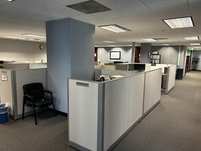 811 Wilshire Blvd, Los Angeles, CA for lease Interior Photo- Image 2 of 9