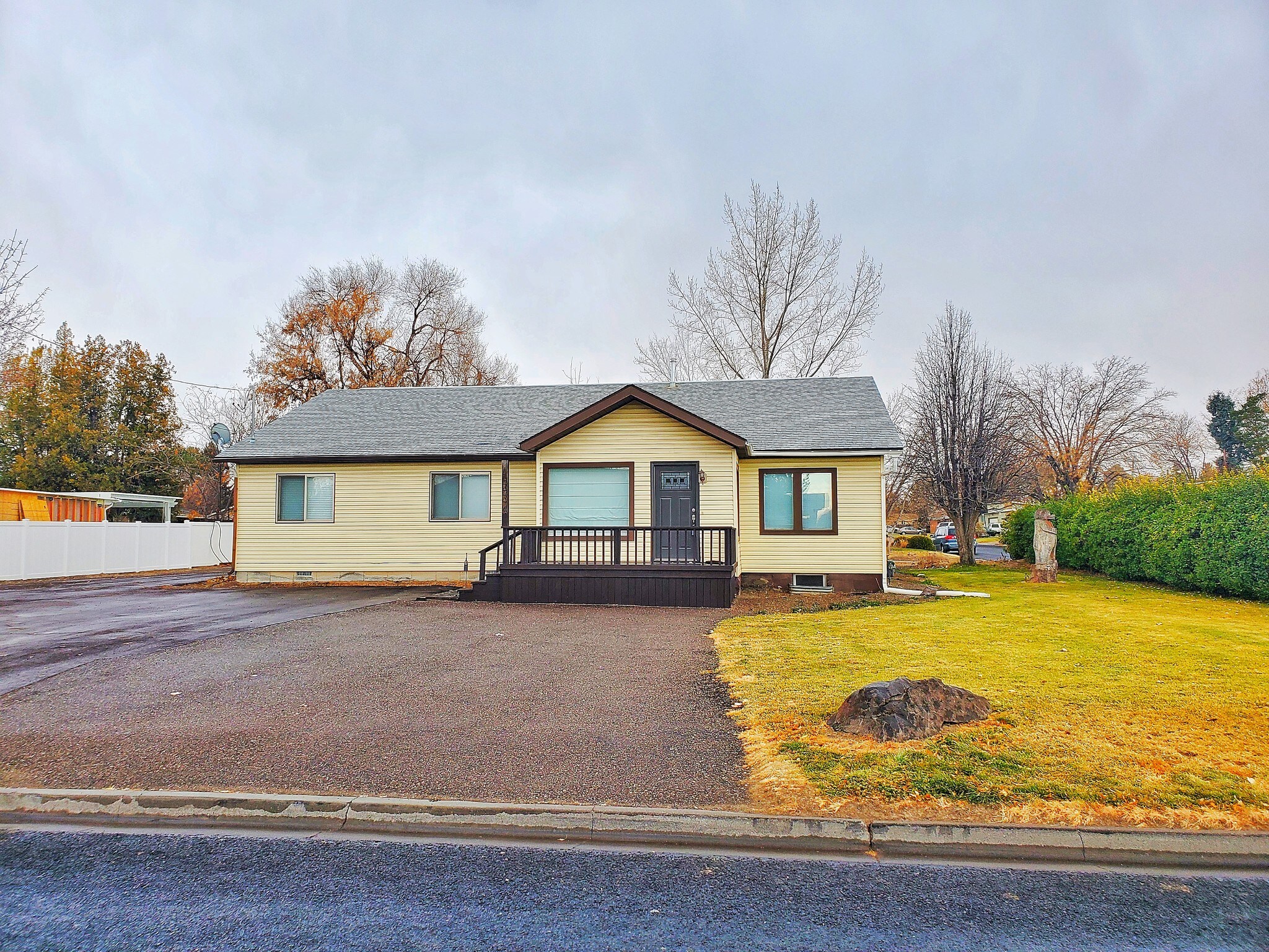 1334 Falls Ave E, Twin Falls, ID 83301