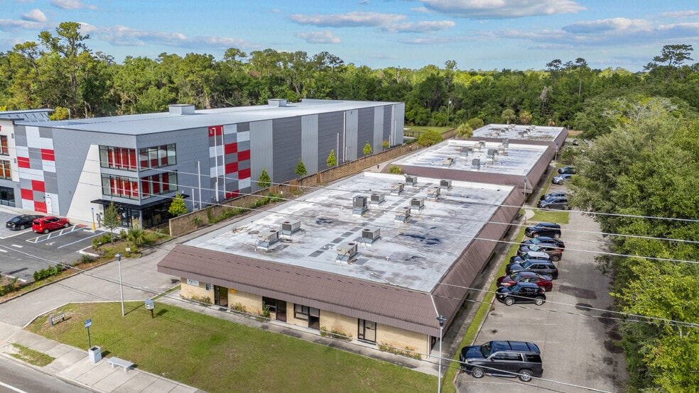 4424 NW 13th St, Gainesville, FL for lease - Building Photo - Image 1 of 8