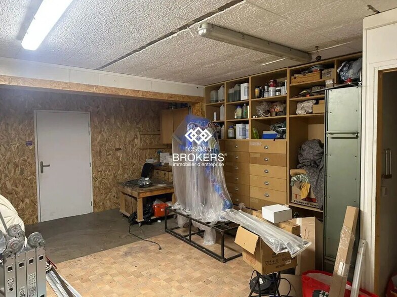 Industrial in Saint-Leu-la-Forêt for lease - Interior Photo - Image 3 of 3