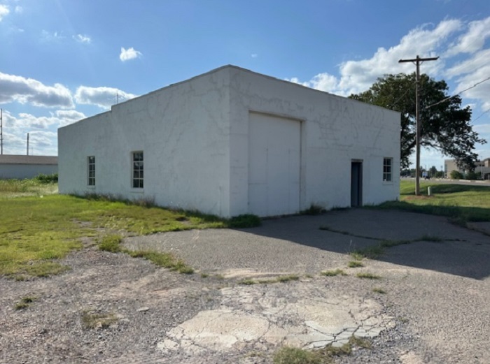 2701 Williams Ave, Woodward, OK for sale - Building Photo - Image 2 of 9