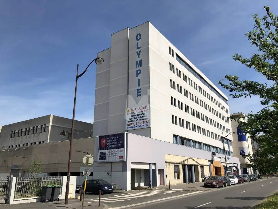 Office in Viry-Châtillon for lease Building Photo- Image 1 of 18