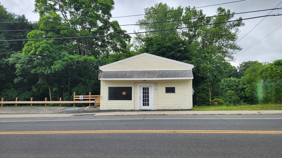 1053 Main St, Warren, MA for sale - Building Photo - Image 2 of 22