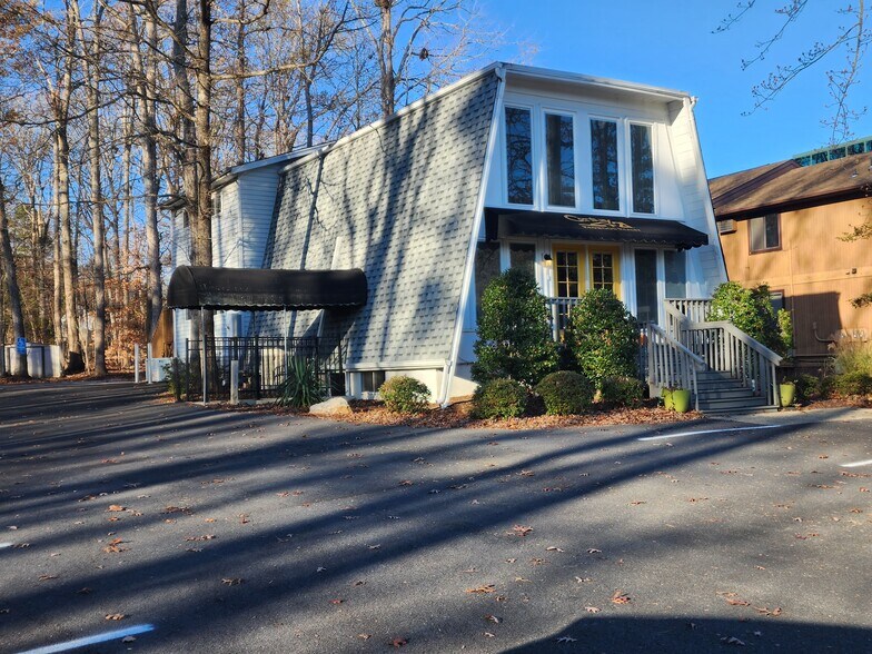 4456 Germanna Hwy, Locust Grove, VA 22508