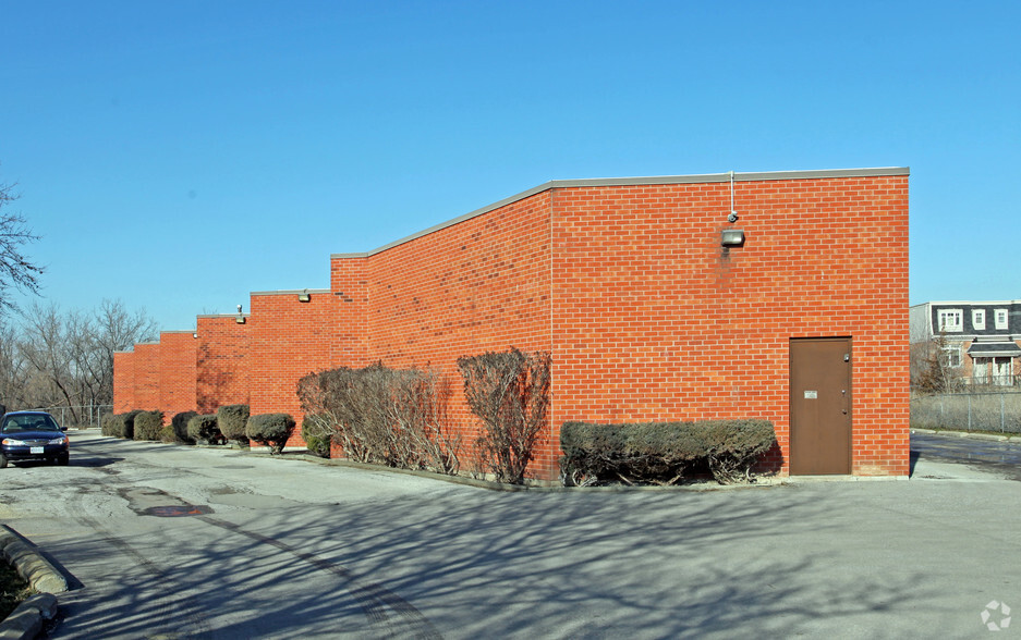 350 Woodbridge Ave, Vaughan, ON for lease - Primary Photo - Image 1 of 3