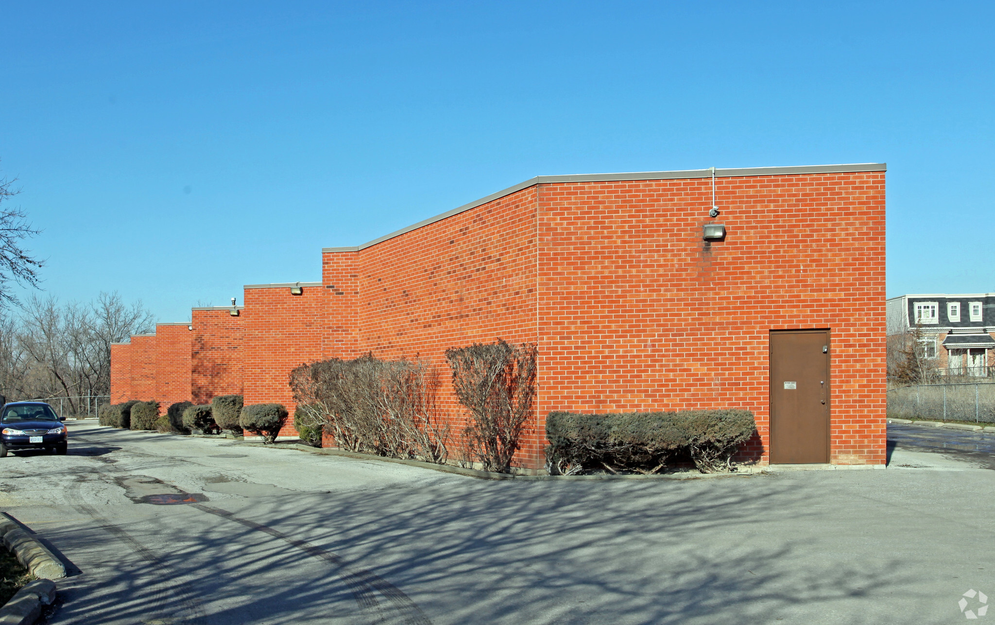 350 Woodbridge Ave, Vaughan, ON for lease Primary Photo- Image 1 of 4