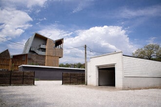 563 W Martin Luther King Blvd, Fayetteville, AR for lease Interior Photo- Image 2 of 13