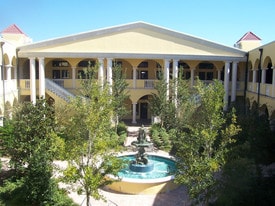 Roma Court - Commercial Kitchen