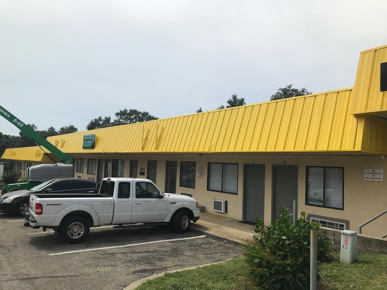 1231-1241 W Tharpe St, Tallahassee, FL for lease - Building Photo - Image 3 of 5