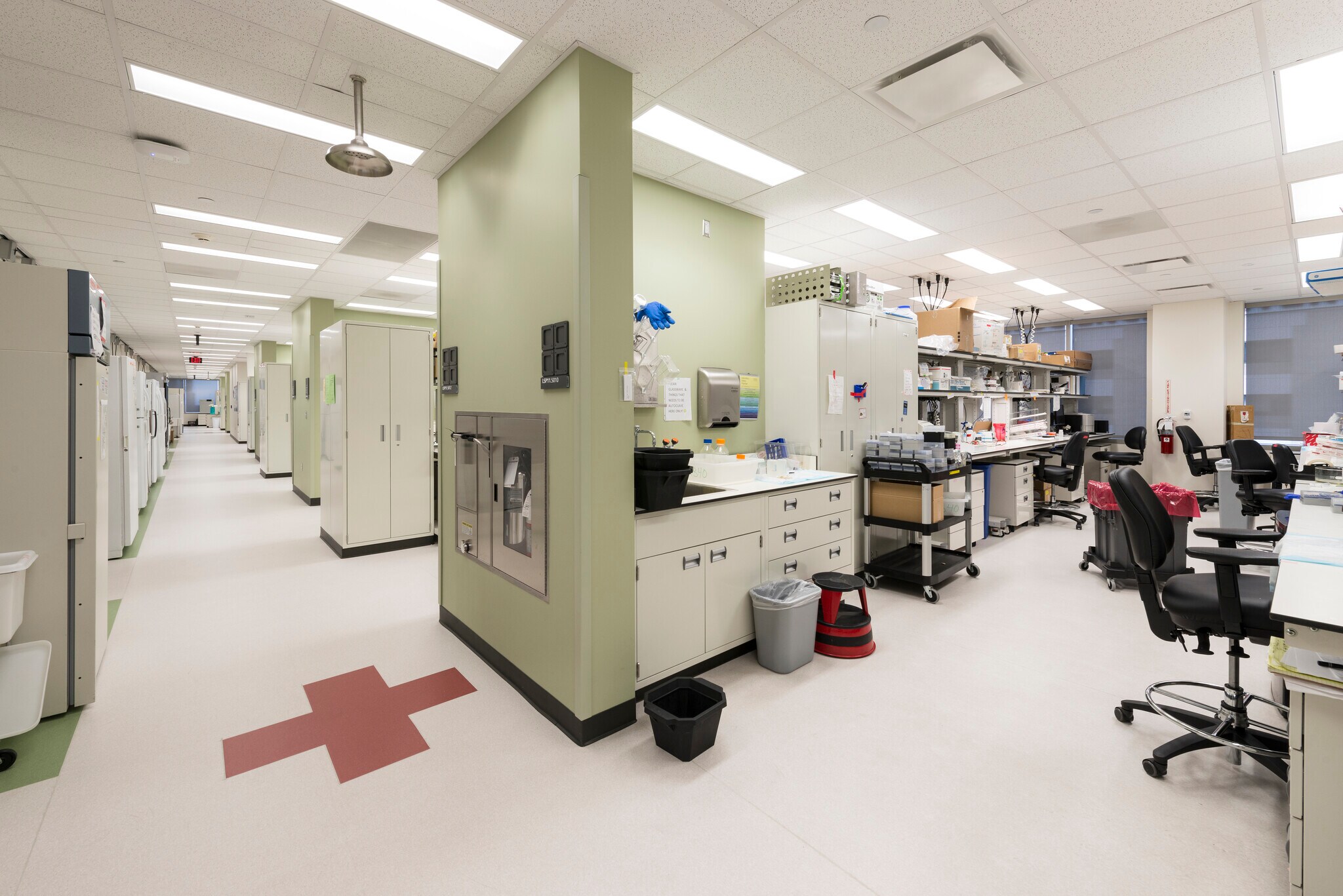 2130 W Blvd, Houston, TX 77030 Life Science Plaza