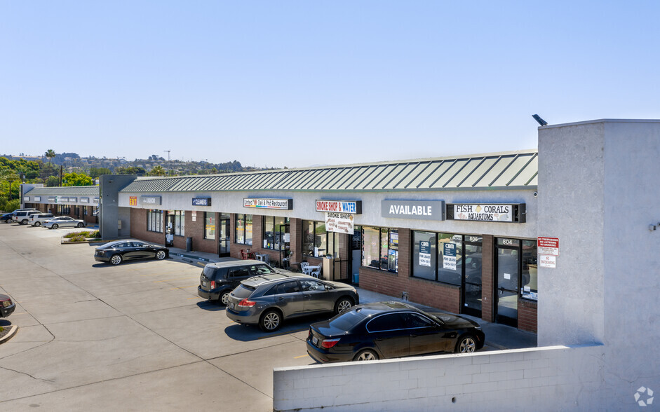 806-846 E Lincoln Ave, Orange, CA for lease - Building Photo - Image 3 of 11