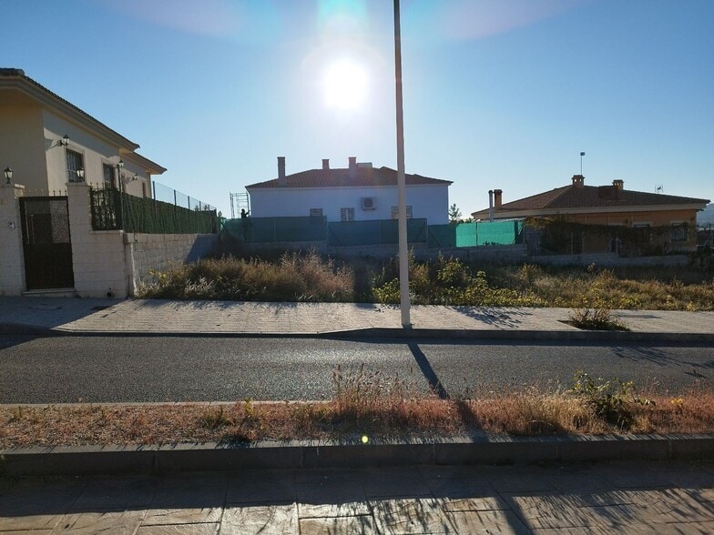 Carrer Aitana, 12, Aspe, Alicante for sale - Building Photo - Image 3 of 8