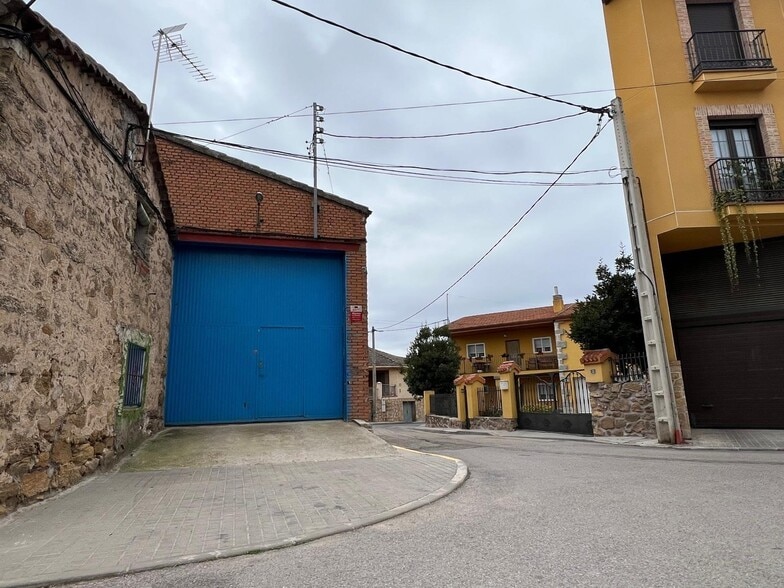 Industrial in El Vellón for lease - Building Photo - Image 1 of 6