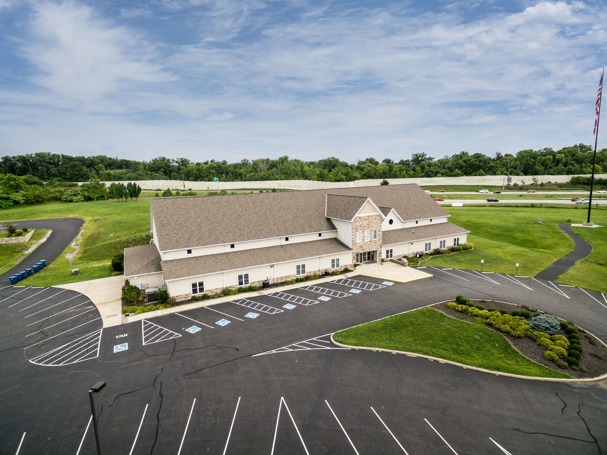 7000 Summerhill Dr, West Chester, OH for sale Primary Photo- Image 1 of 1