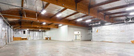 1042 Hopper Ave, Santa Rosa, CA for lease Interior Photo- Image 2 of 3