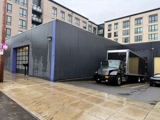 More details for 2215 NW Quimby St, Portland, OR - Industrial for Lease