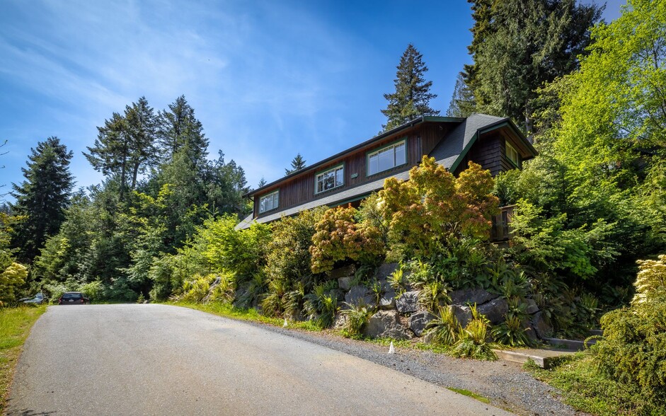 Snung Cove Portfolio portfolio of 2 properties for sale on LoopNet.com - Building Photo - Image 2 of 6