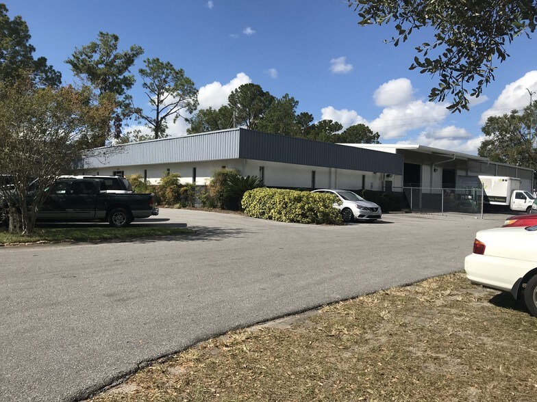 855 Sunshine Ln, Altamonte Springs, FL for sale - Building Photo - Image 1 of 1