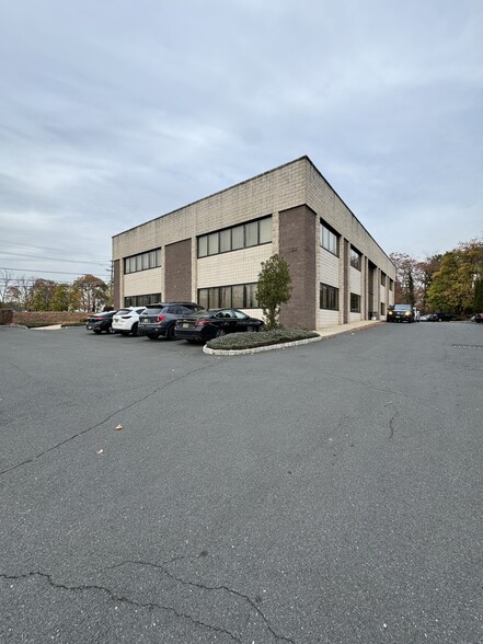 2186 NJ-27, North Brunswick, NJ for lease - Building Photo - Image 2 of 9