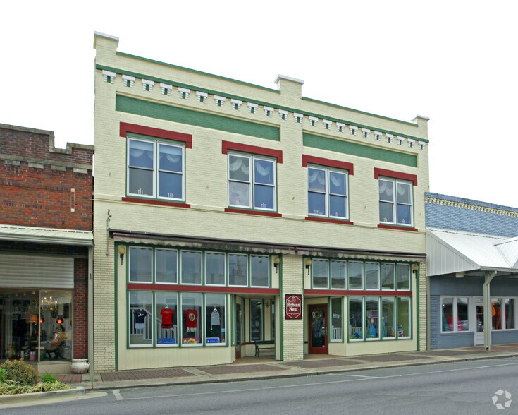 212 Main St W, Hartselle, AL for sale - Primary Photo - Image 1 of 1
