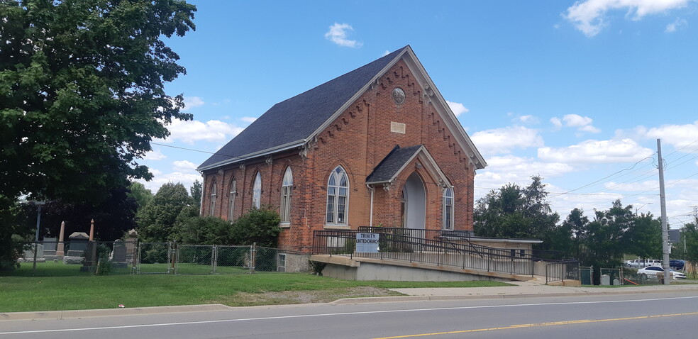 4 Trinity Church Rd, Hamilton, ON for sale - Primary Photo - Image 1 of 7