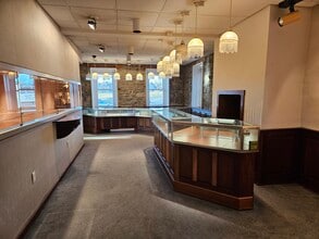 3144 Hamilton Blvd, Allentown, PA for sale Interior Photo- Image 2 of 8