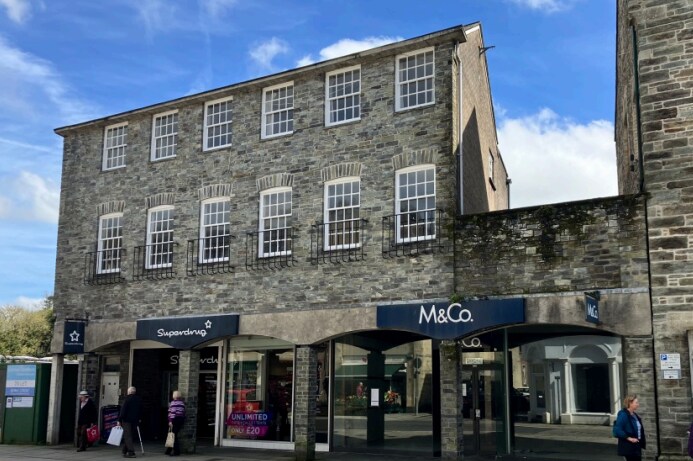 55 Brook St, Tavistock for sale - Primary Photo - Image 1 of 1