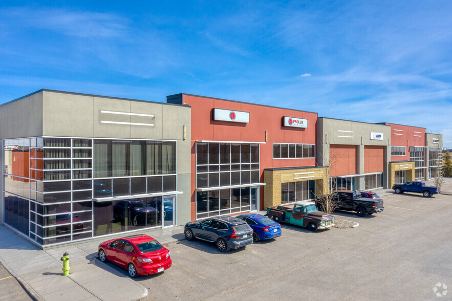 4615 112th Ave SE, Calgary, AB for lease - Primary Photo - Image 1 of 14