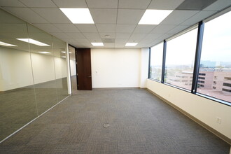 4100 Newport Place Dr, Newport Beach, CA for lease Conference Room- Image 2 of 4