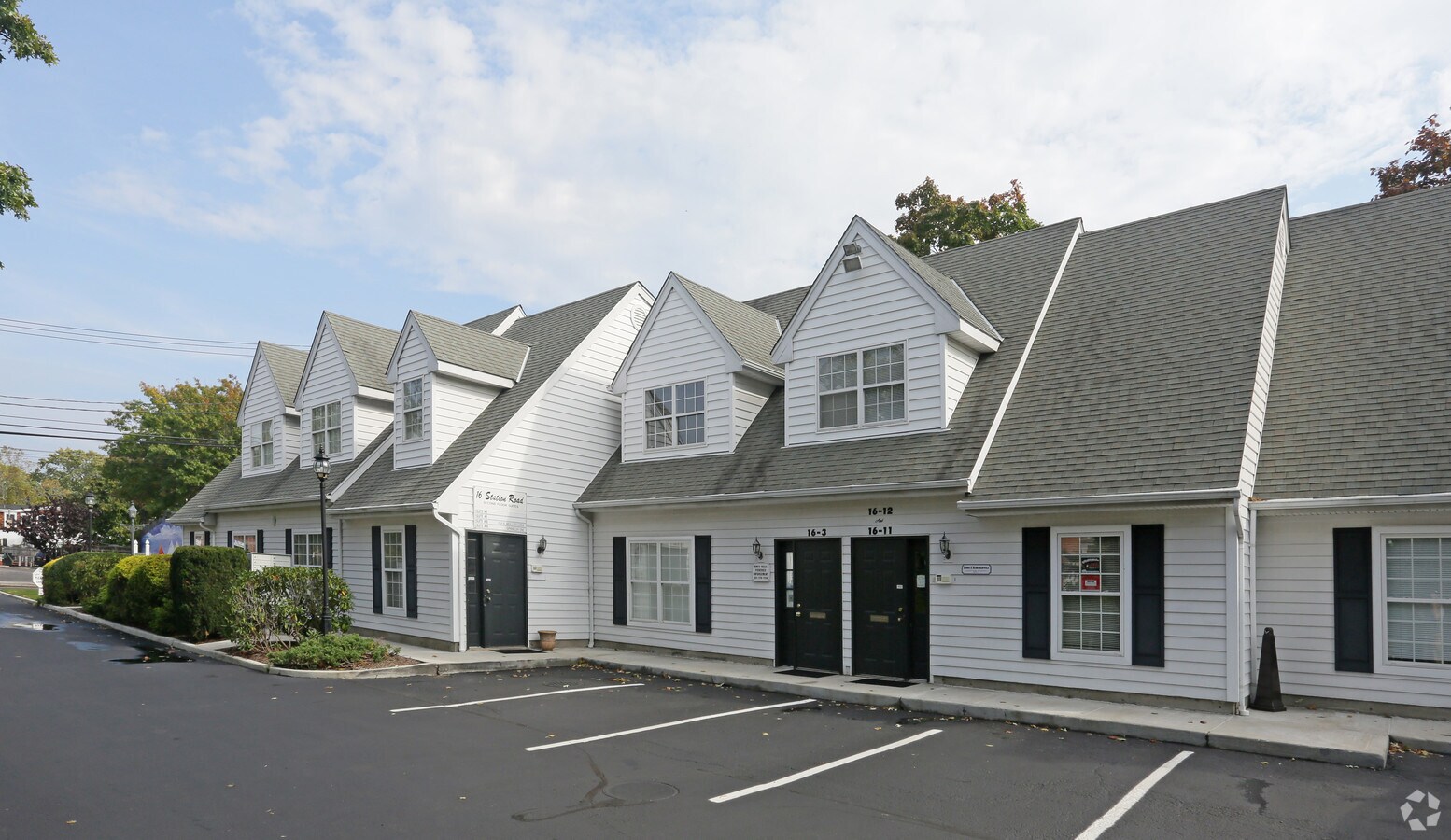 16 Station Rd, Bellport, NY 11713 Office for Lease