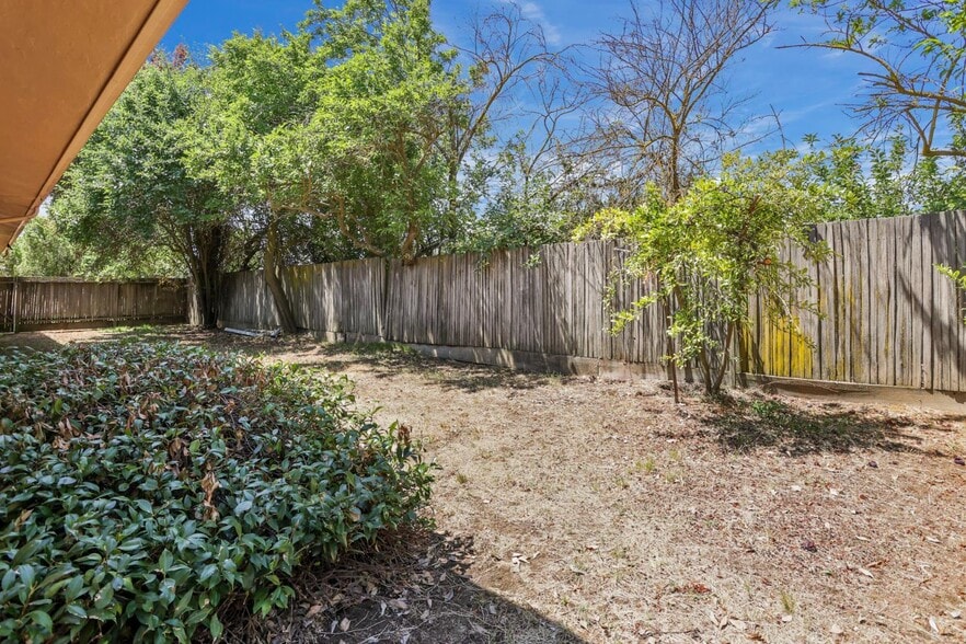 8275 E Orchard Rd, Acampo, CA for sale - Building Photo - Image 2 of 20