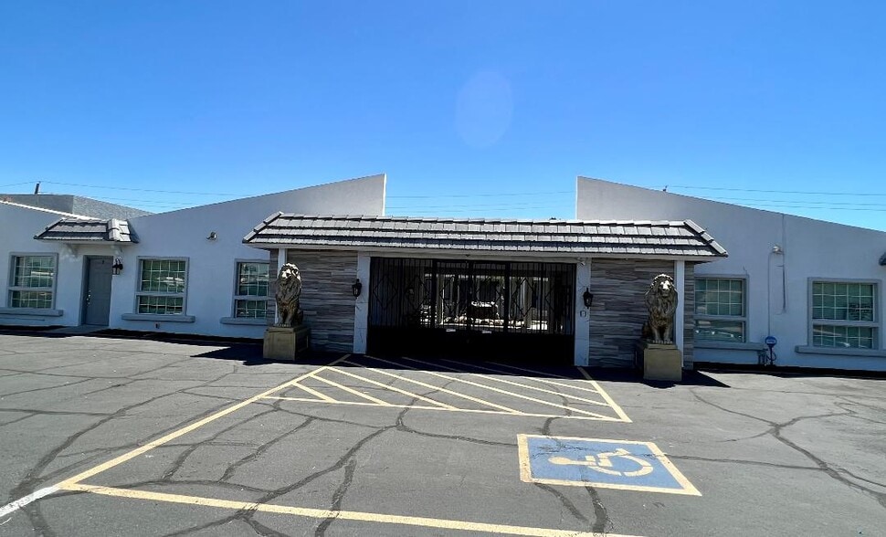 14819 N Cave Creek Rd, Phoenix, AZ for lease - Building Photo - Image 3 of 16