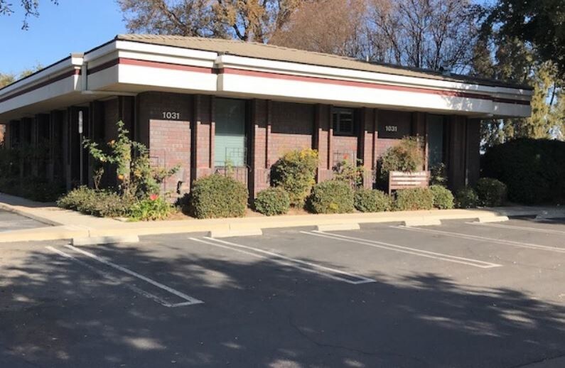 1031 N Demaree Rd, Visalia, CA 93291