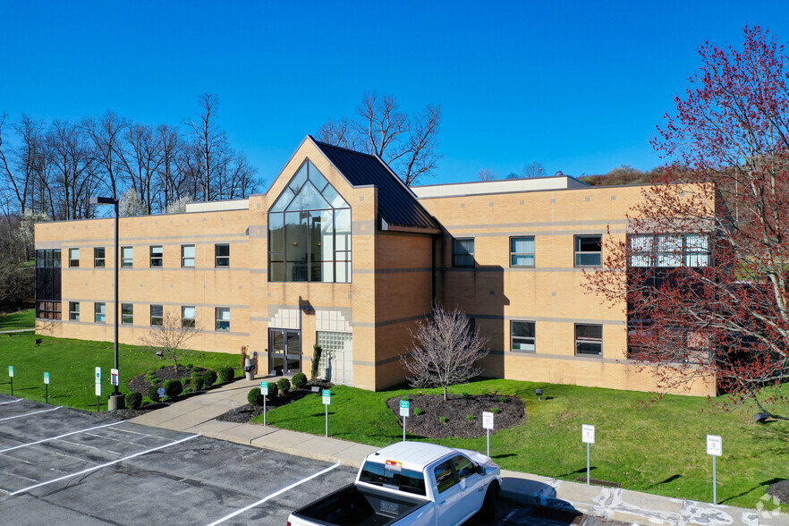 100 Allegheny Dr, Warrendale, PA for lease - Building Photo - Image 2 of 4