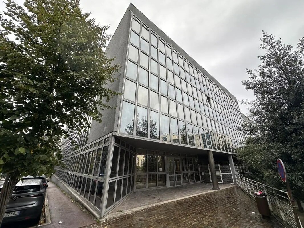 Office in Châtenay-Malabry for sale Building Photo- Image 1 of 8