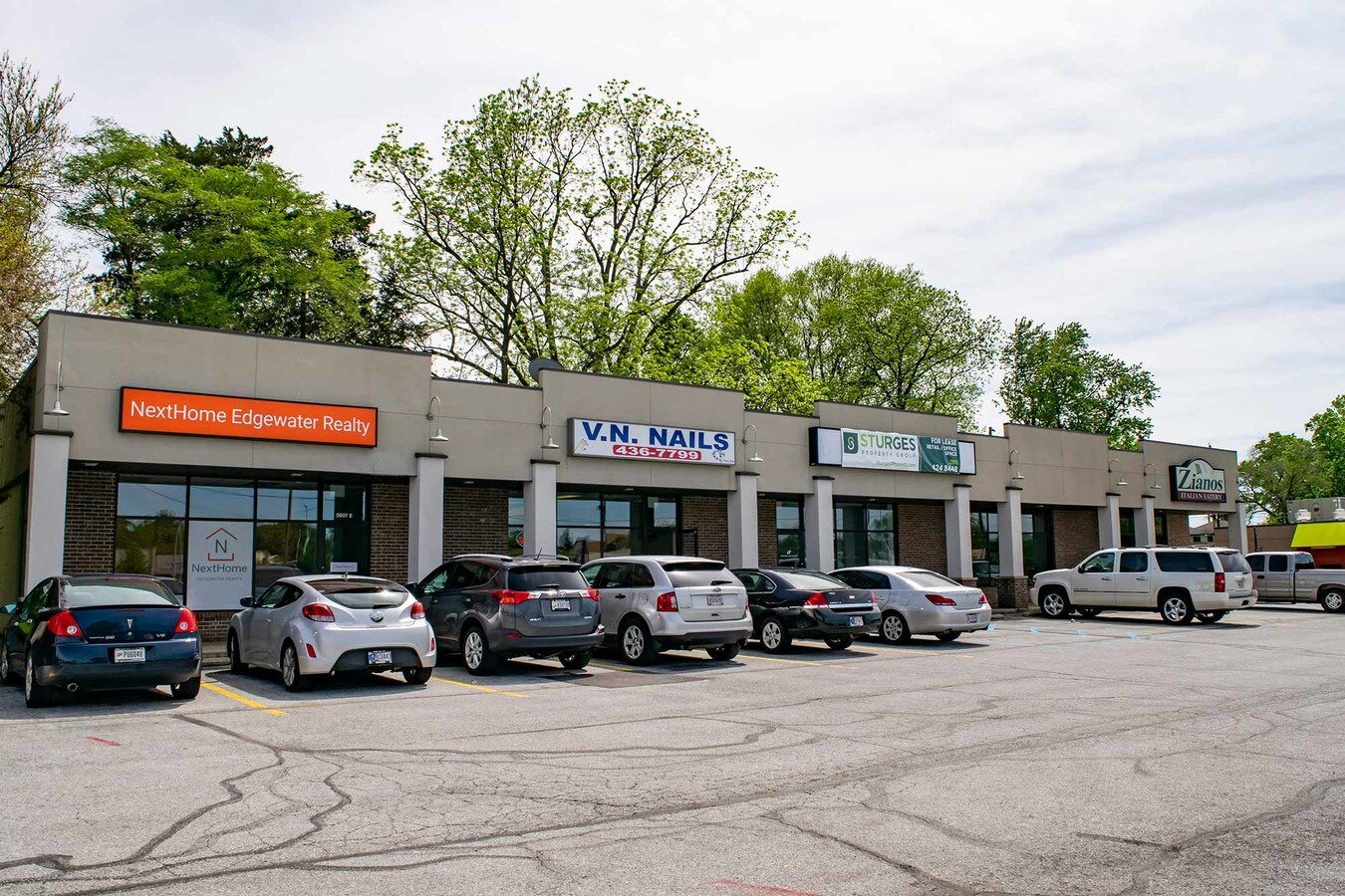 5907 Covington Rd, Fort Wayne, IN 46804