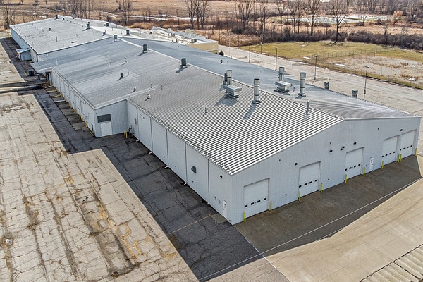 331 Graham Rd, Imlay City, MI for lease Primary Photo- Image 1 of 24