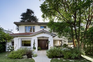 More details for 2027 Canyon Dr, Los Angeles, CA - Multifamily for Sale