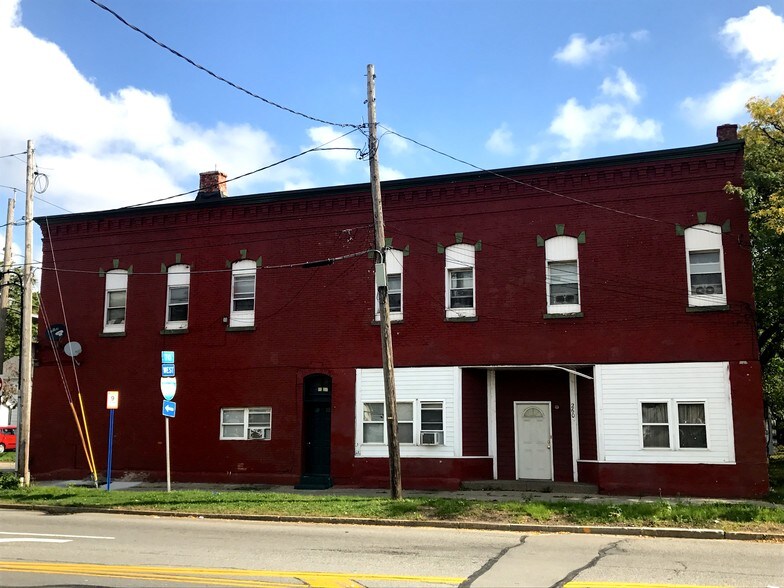 401 Campbell St, Rochester, NY 14611