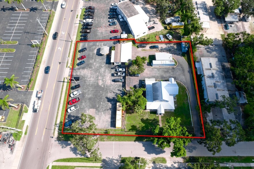 1827 9th St W, Bradenton, FL for sale - Building Photo - Image 2 of 15