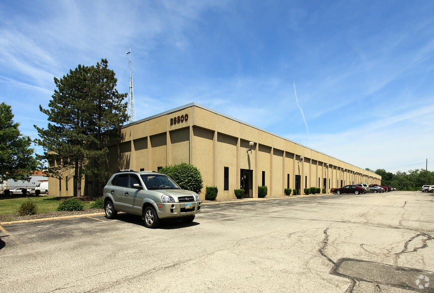 26800 Fargo Ave, Bedford Heights, OH for sale - Primary Photo - Image 1 of 1