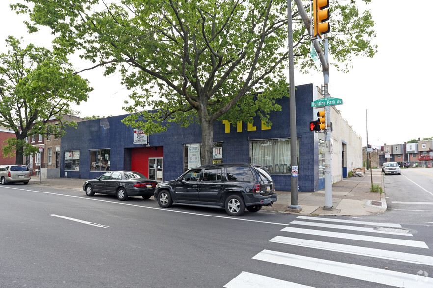 1978 W Hunting Park Ave, Philadelphia, PA for sale - Primary Photo - Image 1 of 1