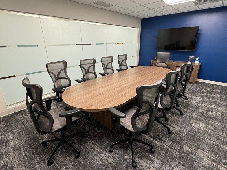 120 White Plains Rd, Tarrytown, NY for lease - Interior Photo - Image 2 of 13