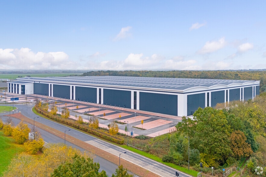 Lincoln Green Way, Doncaster for lease - Building Photo - Image 2 of 20