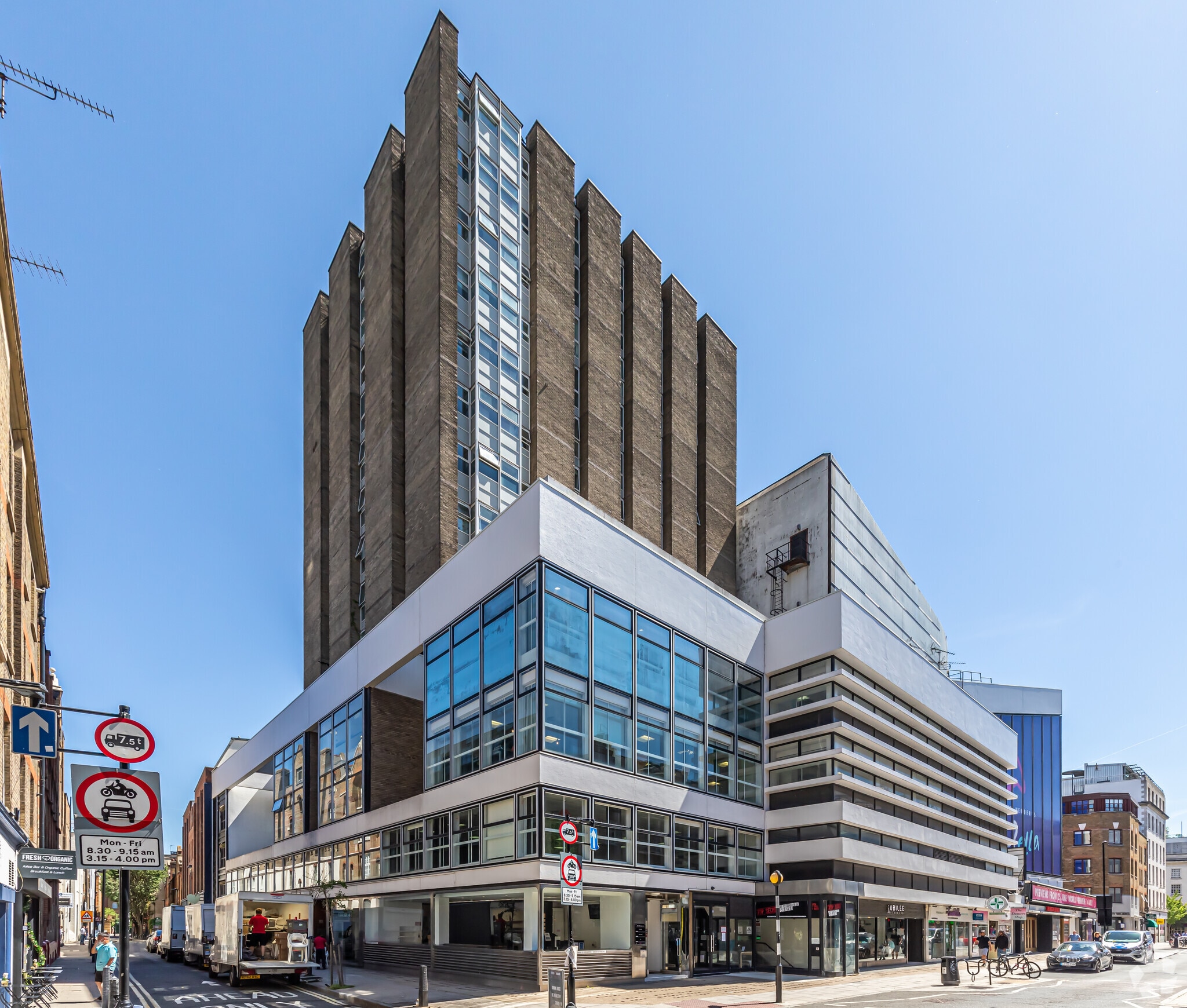 168-173 Drury Ln, London for sale Primary Photo- Image 1 of 1