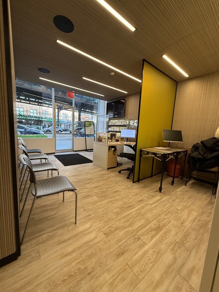 314 Brighton Beach Ave, Brooklyn, NY for lease - Interior Photo - Image 3 of 11