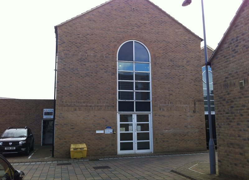 5 Canon Pinnington Mews, Bingley for lease Primary Photo- Image 1 of 2