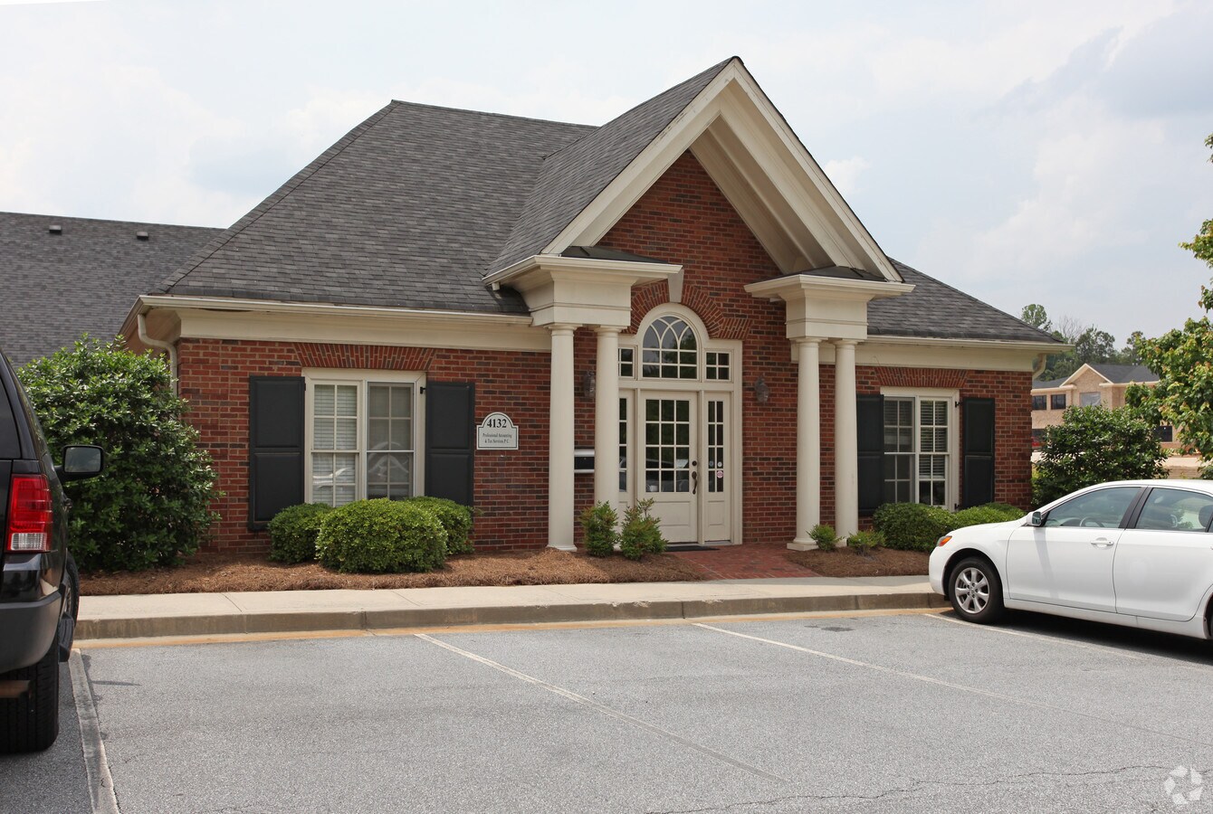 4132 Steve Reynolds Blvd, Norcross, GA 30093